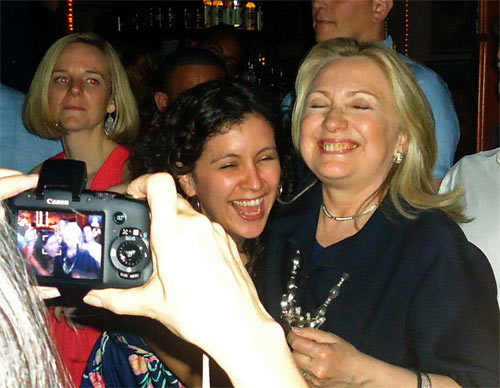 Hillary_Colombia_Drunk_3.jpg