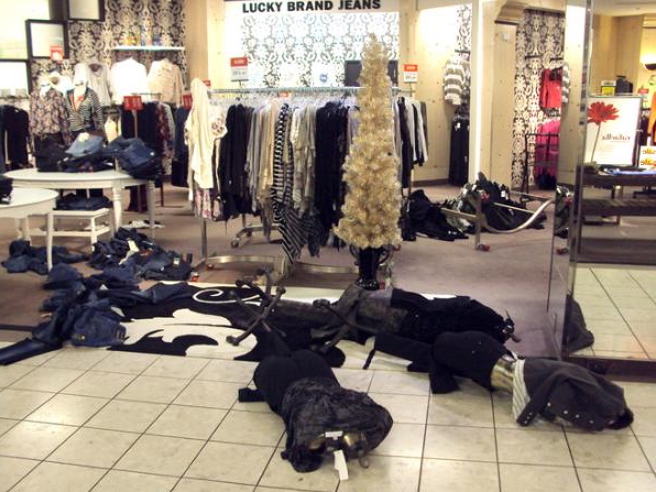 mall-incident.jpg
