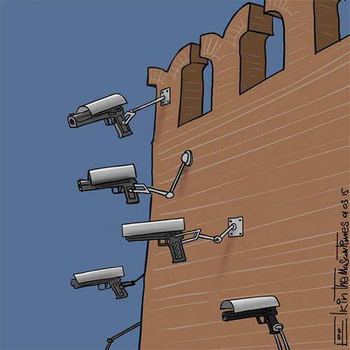 Kremlin_Surveillance_Guns.jpg
