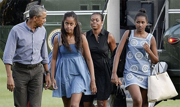 Obama_Family_Bitchy.jpg