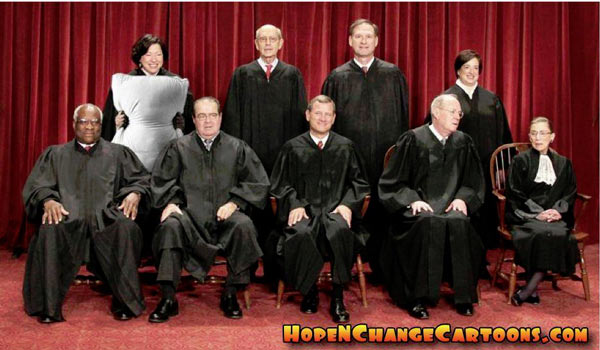 Scalia_Pillow_Group_Photo_SCOTUS.jpg