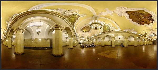 SU.Moscow.Metro.Komsomolskaya.1952.panorama.(600).jpg
