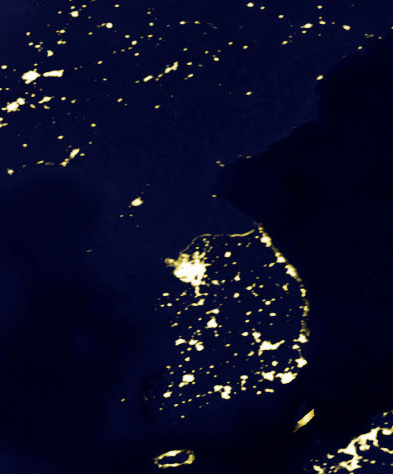 Korean_peninsula_at_night.jpg