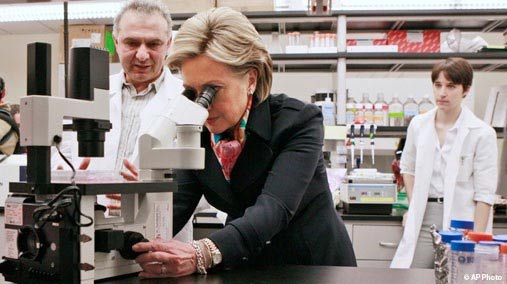 Hillary_Microscope.jpg