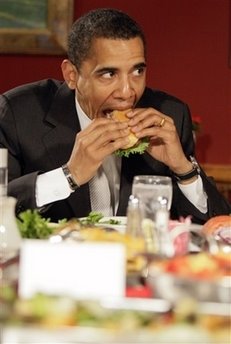 116444-barack_obama_likes_eat_avocado_burgers_try_that.jpg