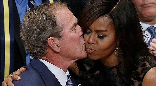 « Je l’aime à mourir », Michelle Obama s’enflamme pour George W. Bush