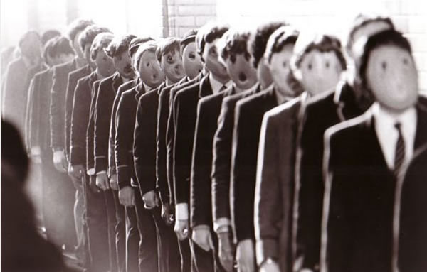 pink-floyd-the-wall-alan-parkerMARCHING.jpg