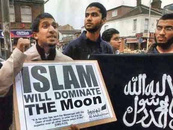 Moon-domination.gif
