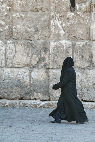 burqa_annoyed.jpg
