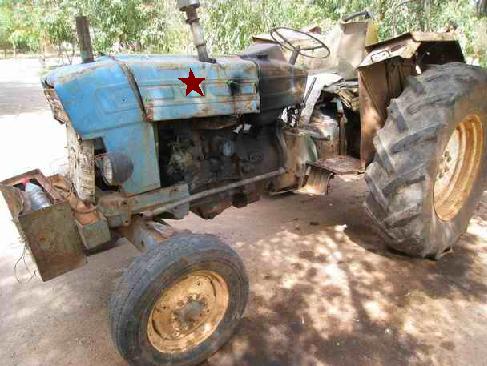 Ford-4000-classic-tractor-in-Morocco-steering-side.jpg