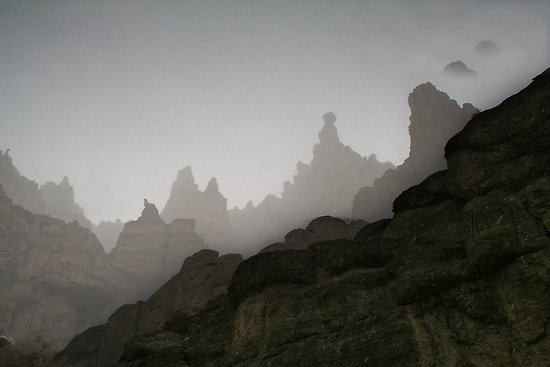 afghanistan fog-in-mountains-afghanistan.jpg