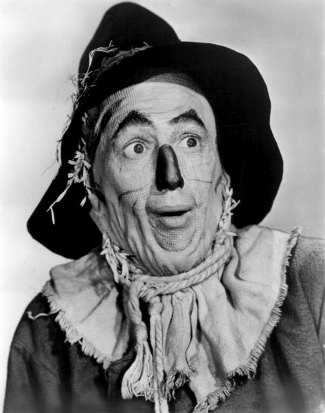 The_Wizard_of_Oz_Ray_Bolger_1939.jpg