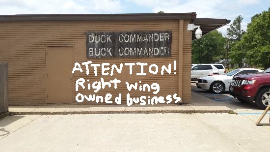 duck-commander-gift-shop2.jpg
