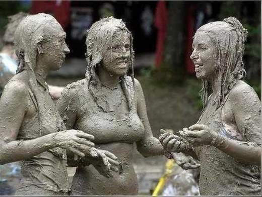 MudWrestlingGirls.jpg