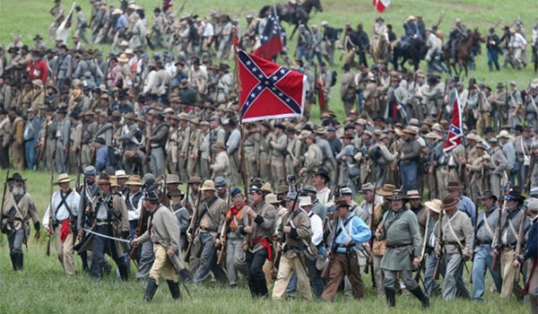 Reenactors_Confederate_Flag.jpg