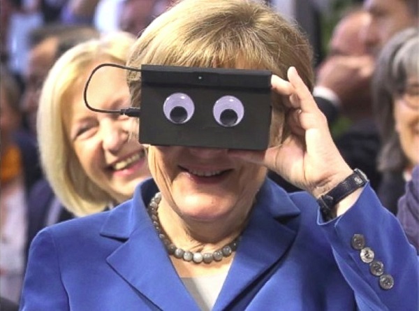 US.DE.2016.04.25.Obama.Merkel.(Hannover.Messe.Virtual-Reality.eyes.augen).EXCERPT.Merkel.(w=600).jpg