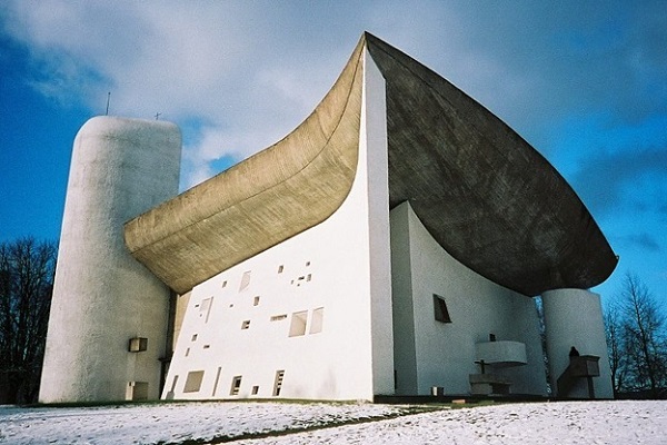 Le Corbusier.Ronchamp.Chapelle Notre Dame du Haut.4.1954.(600).jpg