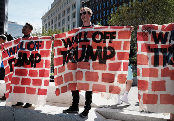 Wall_Off_Trump.jpg