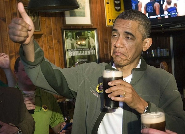 Obama_appropriates_Working_class_habits_beer-drinking_1.jpg