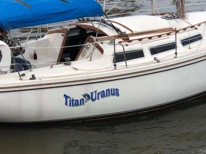 Titan Uranus.jpg