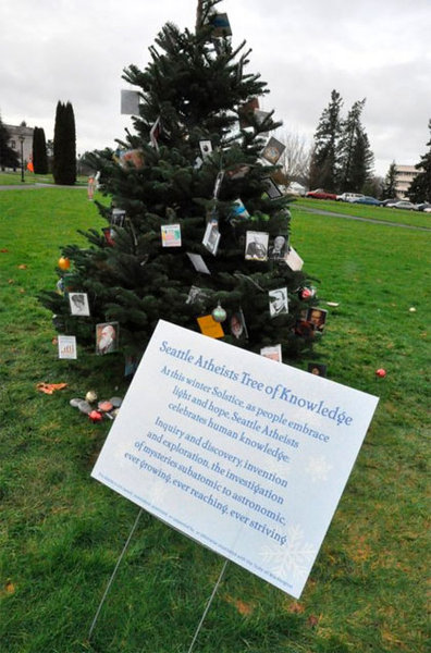 Atheist_Christmas_Tree.jpg