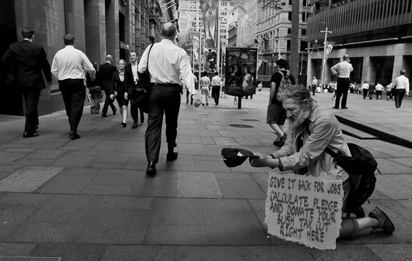 Man-begging-on-his-knees_MG_4120.jpg