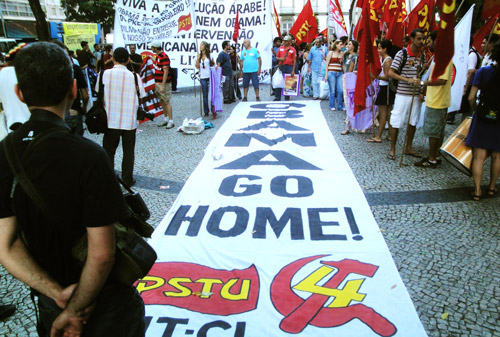Obama-protests-in-Rio.jpg