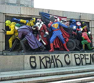 Soviet soldiers monument repainted as superheroes in Bulgaria