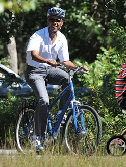 ObamaBidenBiking.jpg