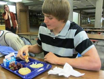 SchoolLunch.jpg