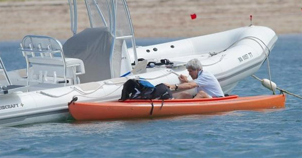 JohnKerryKayak.jpg
