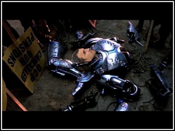 Daniel Werfel Robo Cop 2.jpg