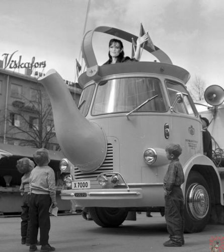 Teabag Temptress.jpg