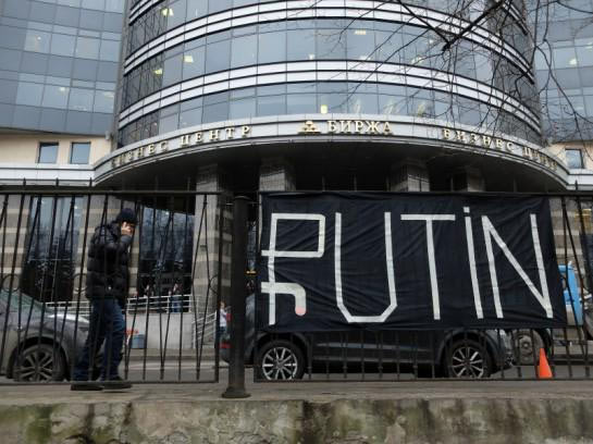 Putin_Ruble_Banner_Penis.jpg