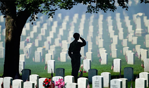 Memorial_Day_Cemetery.jpg