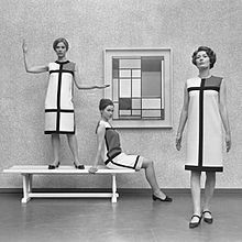 220px-Mondriaanmode_door_Yves_St_Laurent_(1966).jpg