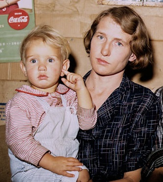 US.Family.kids.in.Sept. 1940.(Kodachrome).(German + Italiano_).Jack Whinery Family.Pie Town, NM.dugout-house.by Russell Lee.kid.jpg