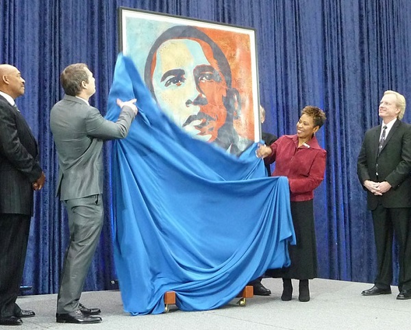 US.Obama.Fairey.HOPE.in Nat-Gallery.2.EXCERPT.(600).jpg