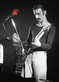 Zappa_16011977_01_300.jpg