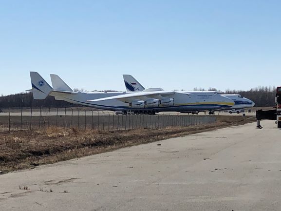 AN225 and AN124 2.jpeg