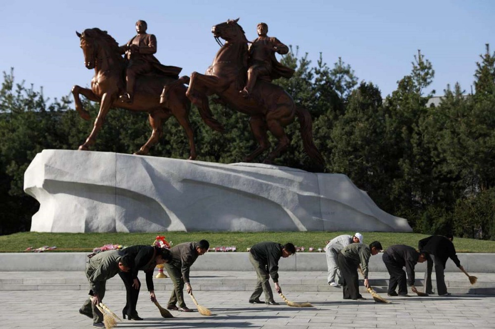 dprk_workers2.jpg