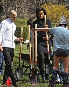 slideshow_1002909_170313_Michelle_Obama_White.JPG