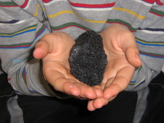 thewilson6pack.1202687280.009_a_lump_of_coal_for_xmas.jpg