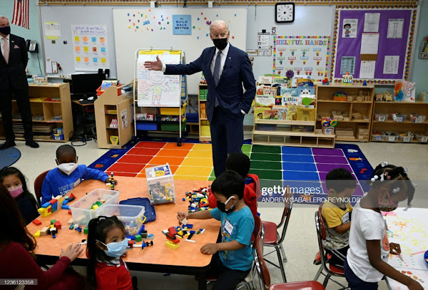 Biden-classroom.jpg