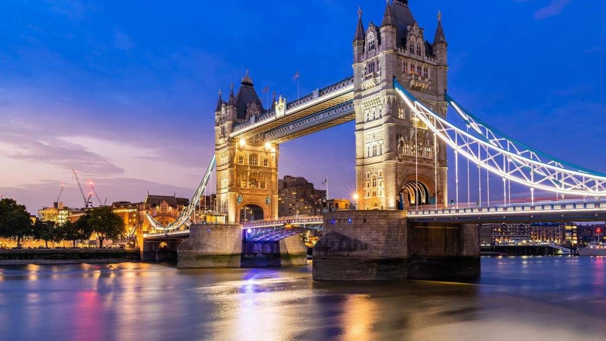 Tower-Bridge.jpg