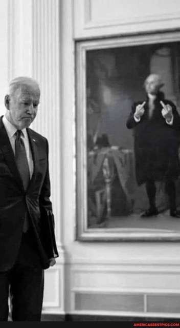 biden getting the finger.jpg
