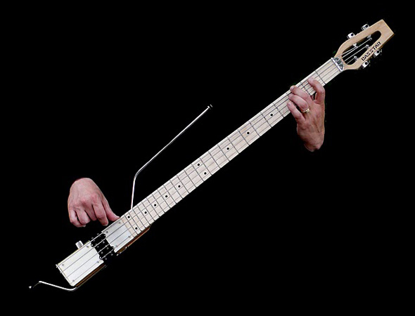 meplayingbass.jpg