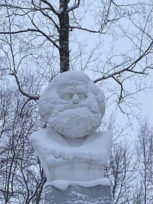 Marx_Snow.jpg