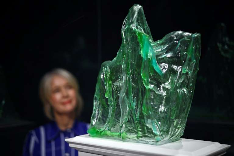 Romanian-American artist Andra Ursuta's 'Untitled' will follow Self in 2028.jpg