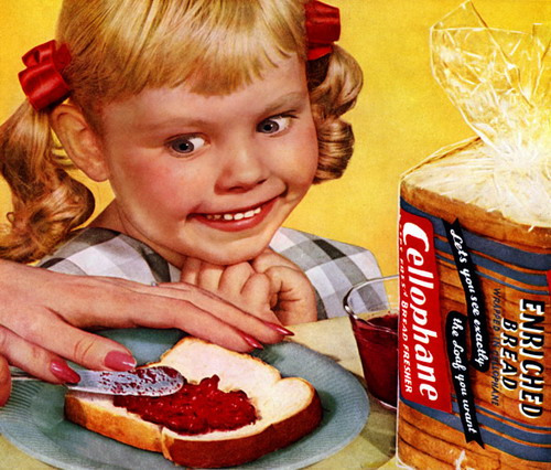 creepy little girl 1.jpg